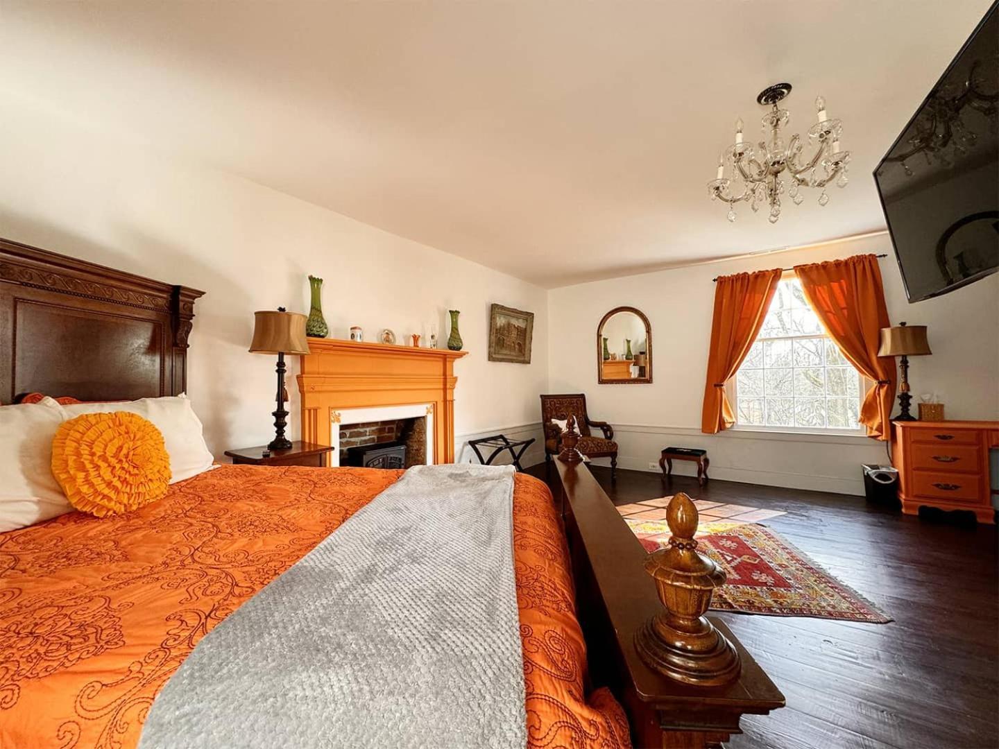 The Sunnyside Sisters Bed And Breakfast Clarksville 外观 照片